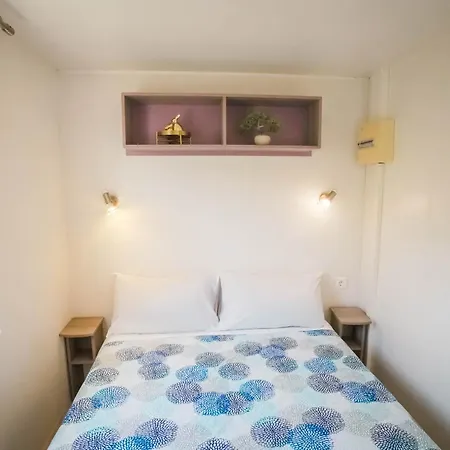 Happy Camp Mobile Homes In Villaggio Turistico Internazionale Eden Campingplads San Felice del Benaco